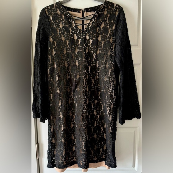 Alison Andrews Dresses & Skirts - Alison Andrews Dreas